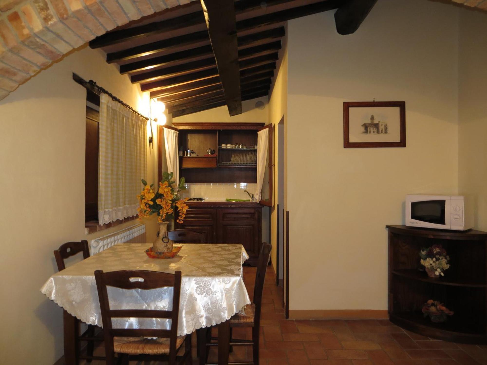 Agriturismo Casale Delle Lucrezie โตดี ภายนอก รูปภาพ